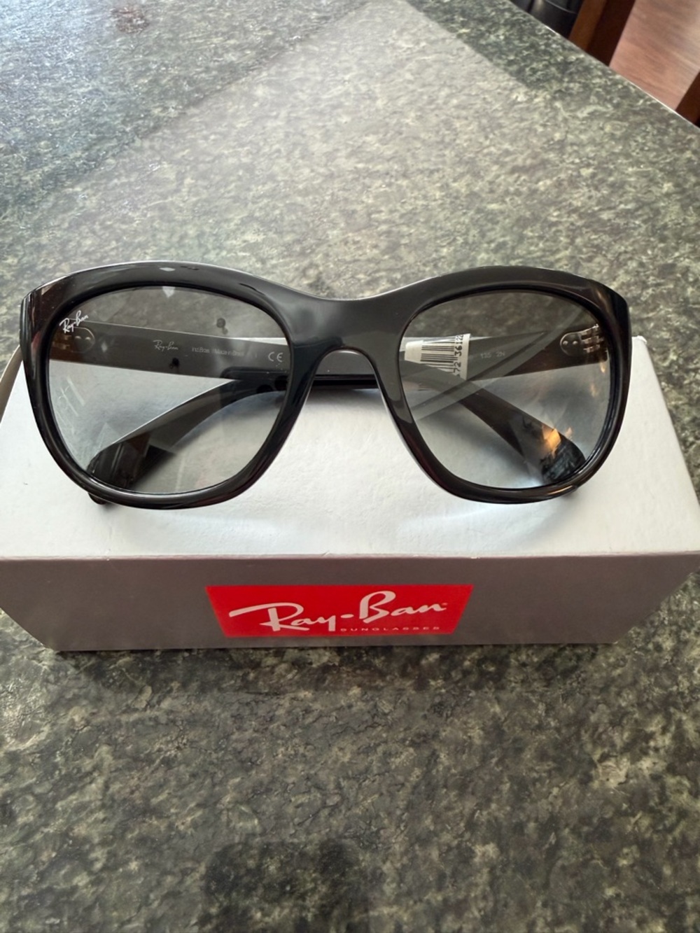 New Ray-Ban Black Sunglasses with Case